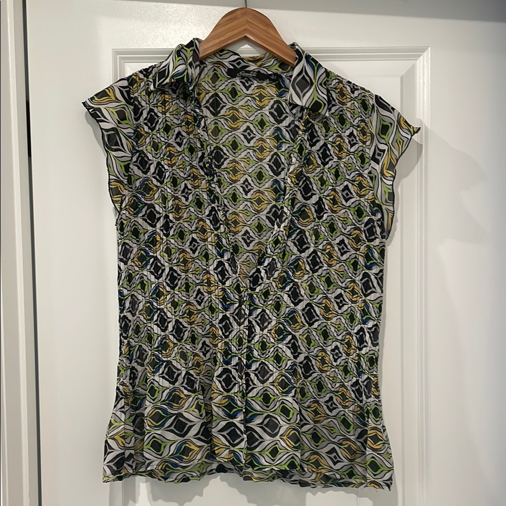 Essentials by Milano button down shirt medium